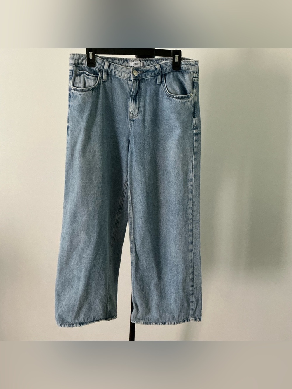 Forever 21 Premium Women’s Size 27 Baggy Jeans Light Wash Blue High Rise